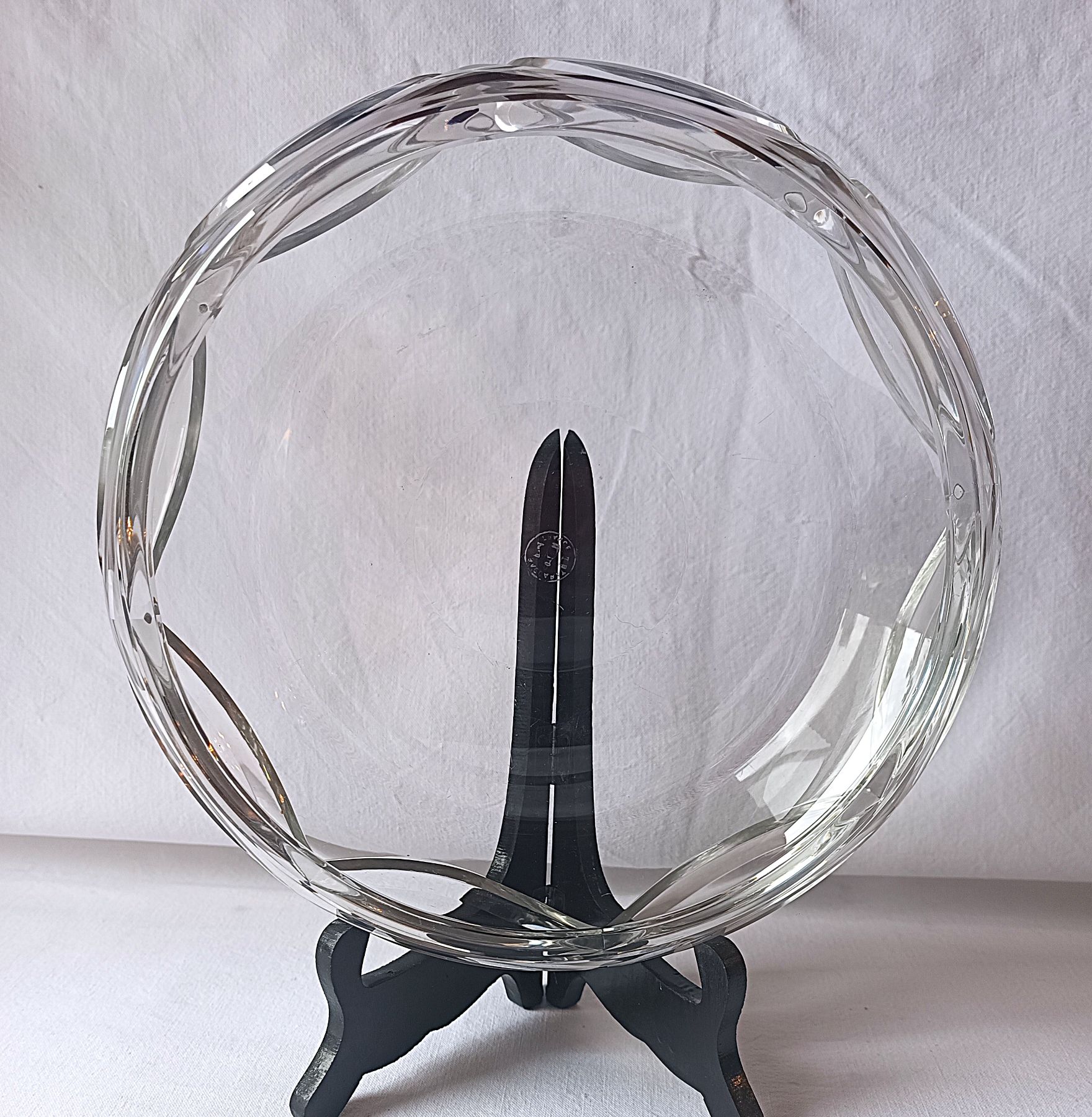 Grande coupe cristal de Baccarat jatte estampille saladier plat centre de table