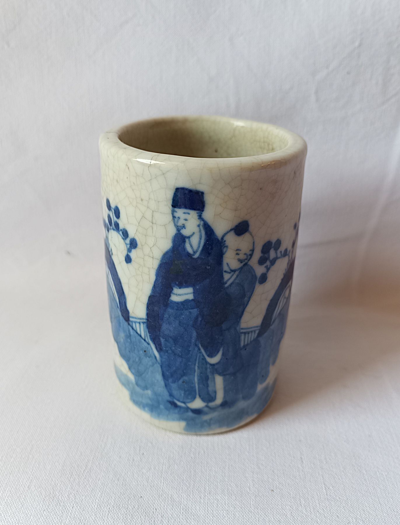 Ancien pot à pinceau Bitong céramique Craquelée bleu blanc chine fin XIX