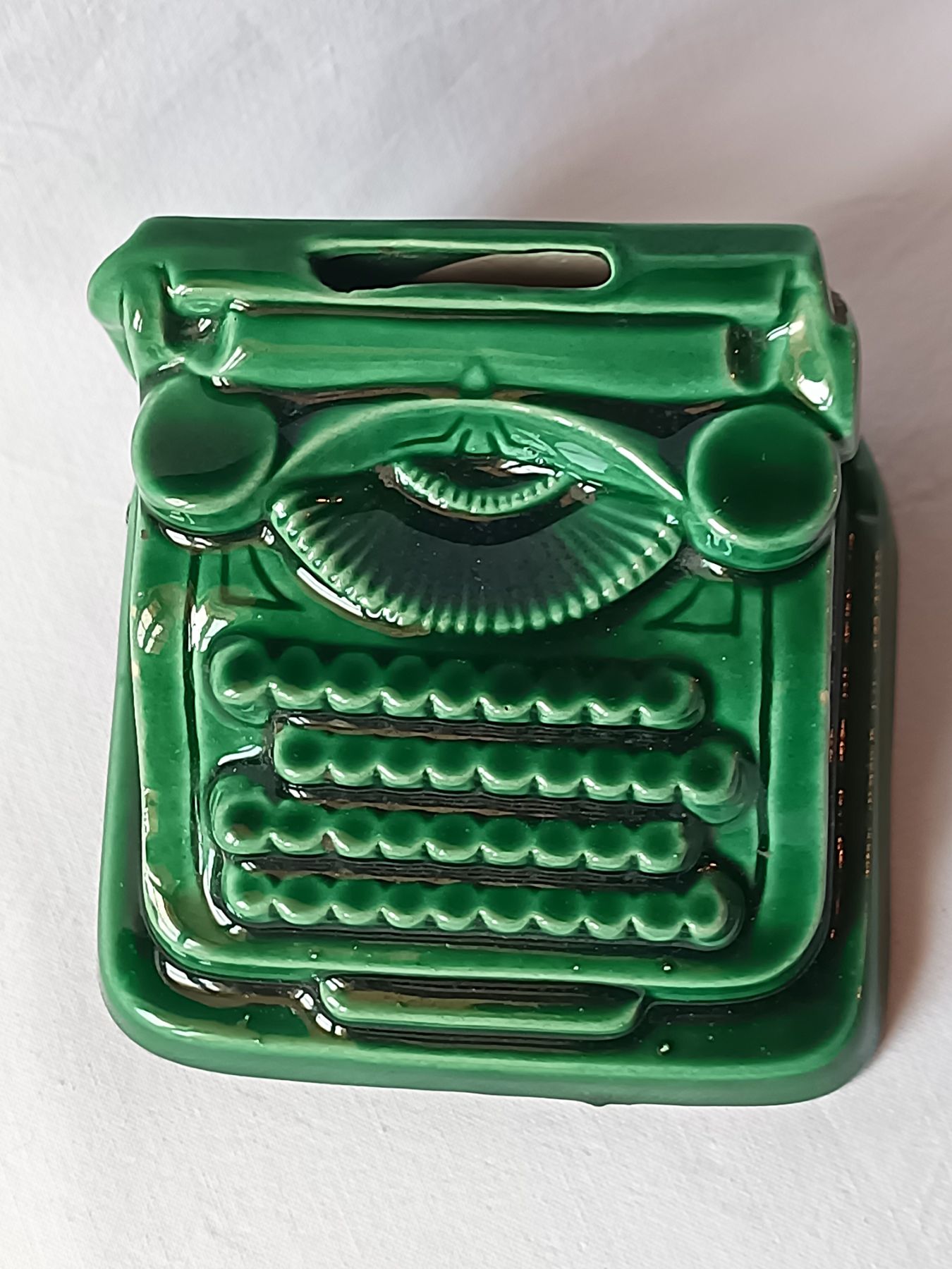 Tirelire vintage en céramique machine à écrire verte