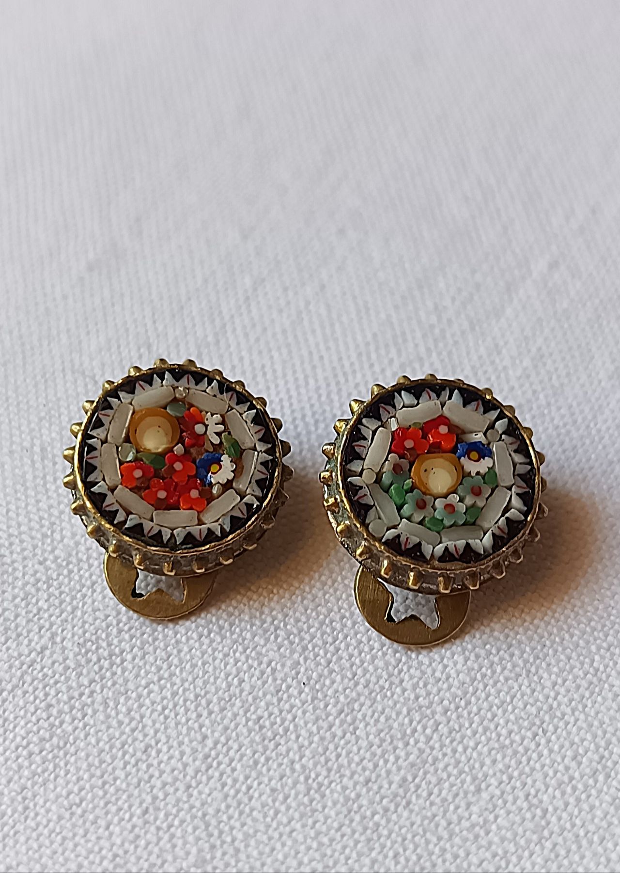 Boucles d'oreille clips vintage Micro-mosaïque Italienne Décor floral