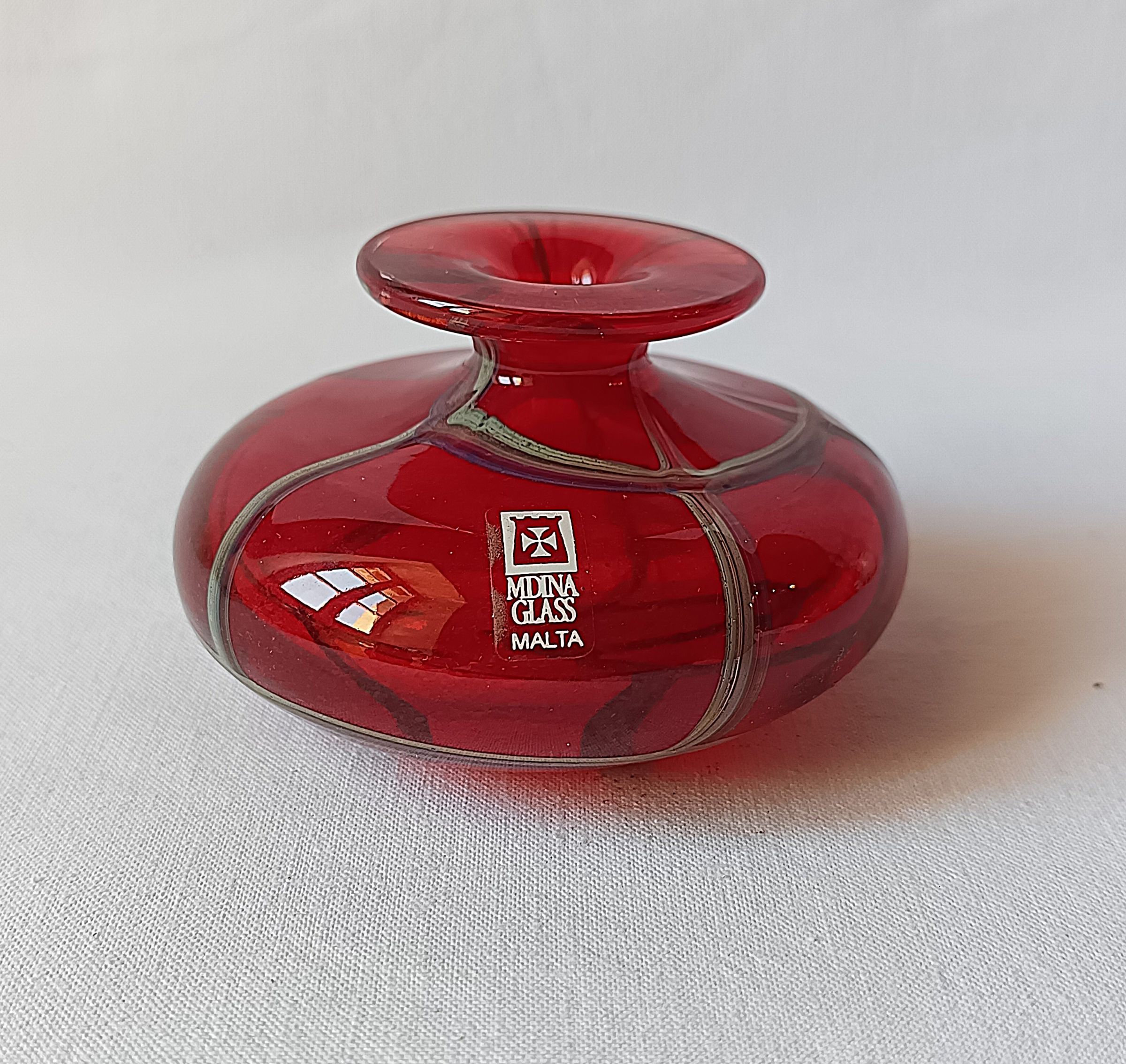 Miniature / Petit vase en verre soufflé Mdina Glass Malte - Signé et référencé