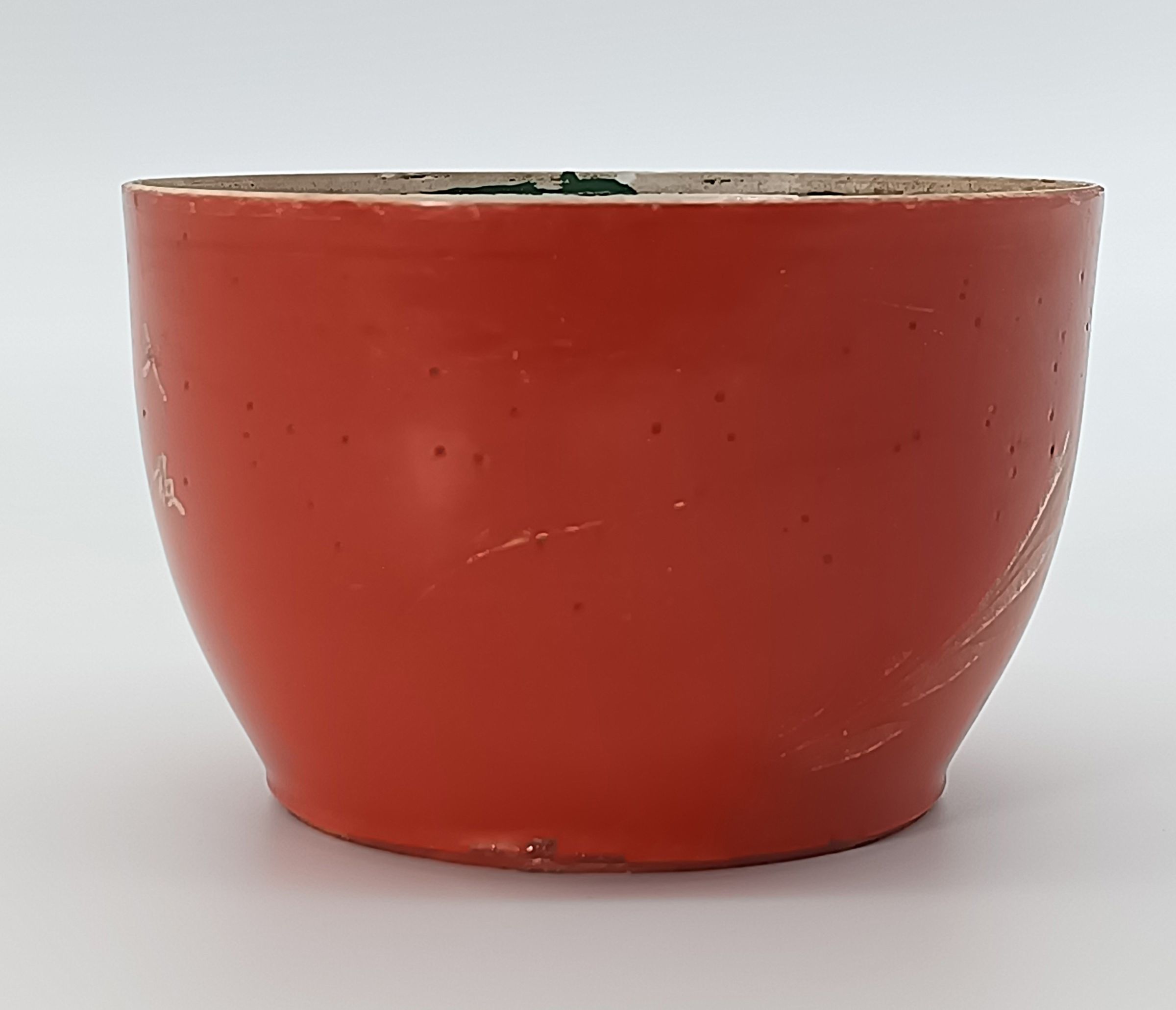 Bol porcelaine corail rouge de fer calligraphié or, 官窑内造 (Guān yáo nèi zào)