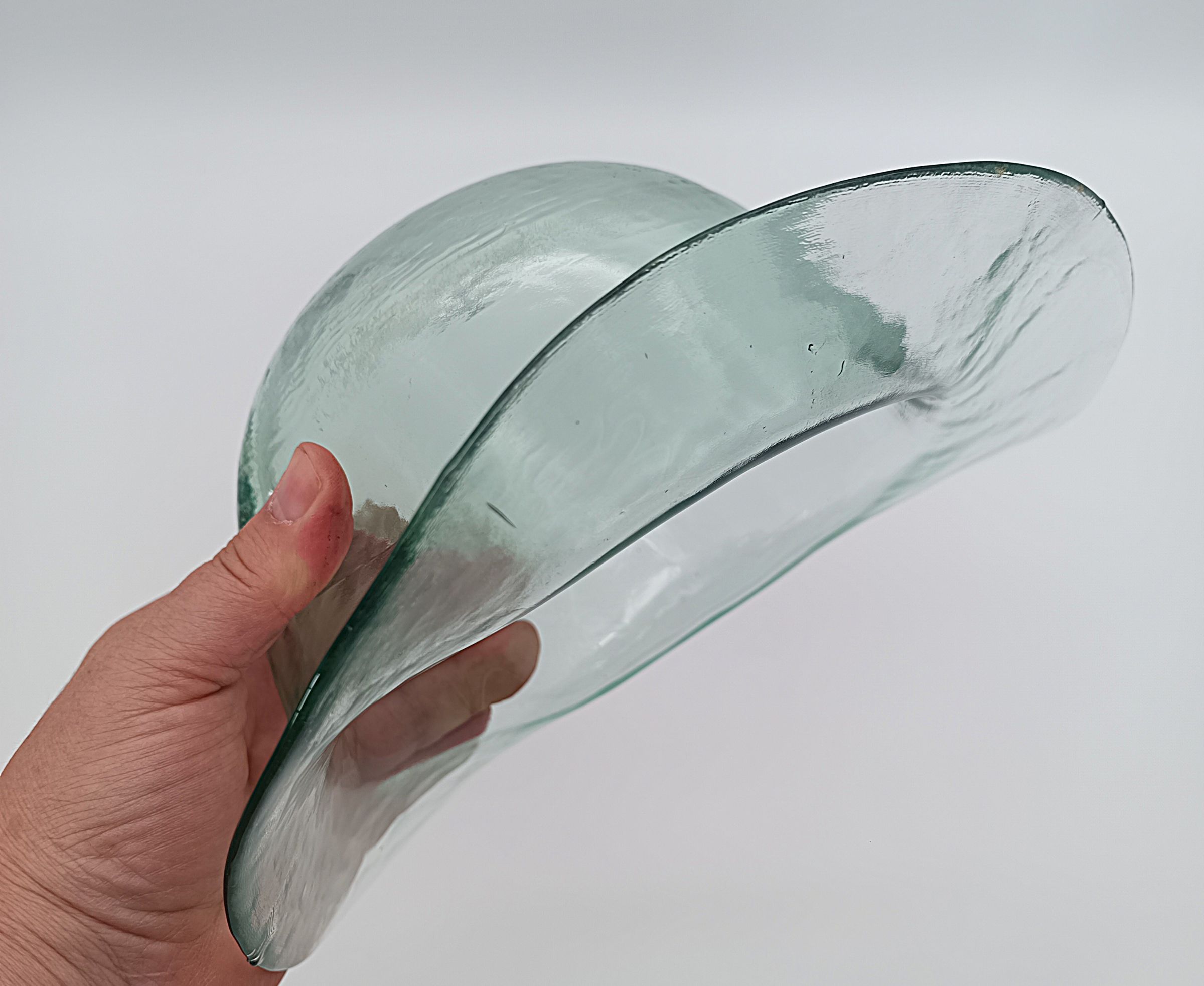 Grand Chapeau en Verre Soufflé Artisanale Coupe à Fruits Vide-Poches Design Trompe-l'œil