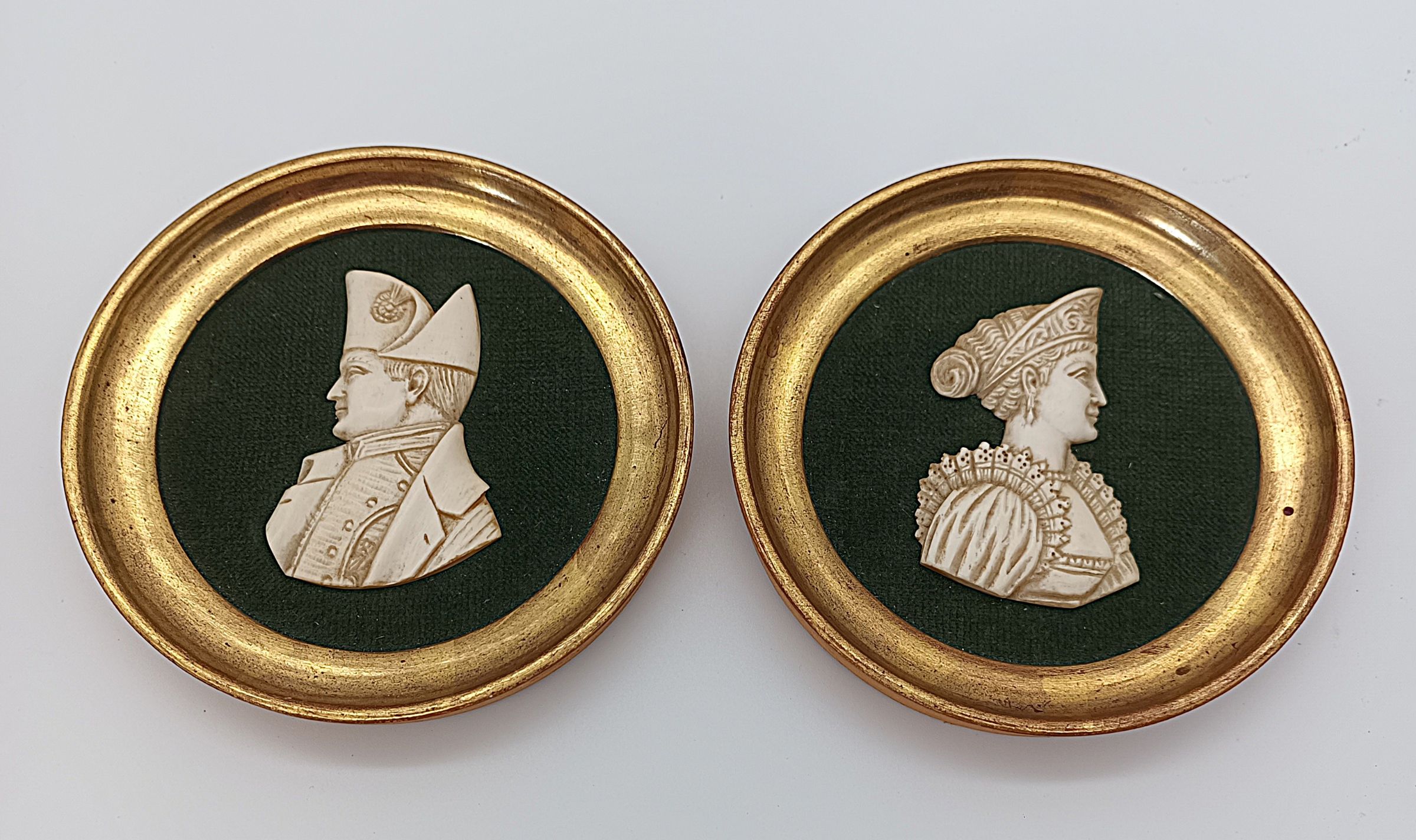 Paire Médaillons Cadre Bois Doré Profils Napoléon & Joséphine Art Déco 1930