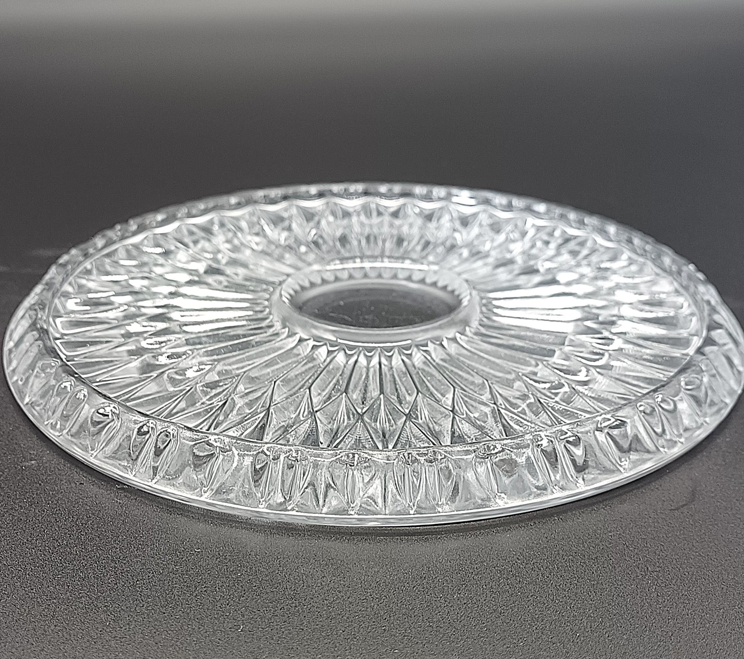 Dessous de plat ancien en verre moulé pressé Décor étoiles pointes de diamant Vintage