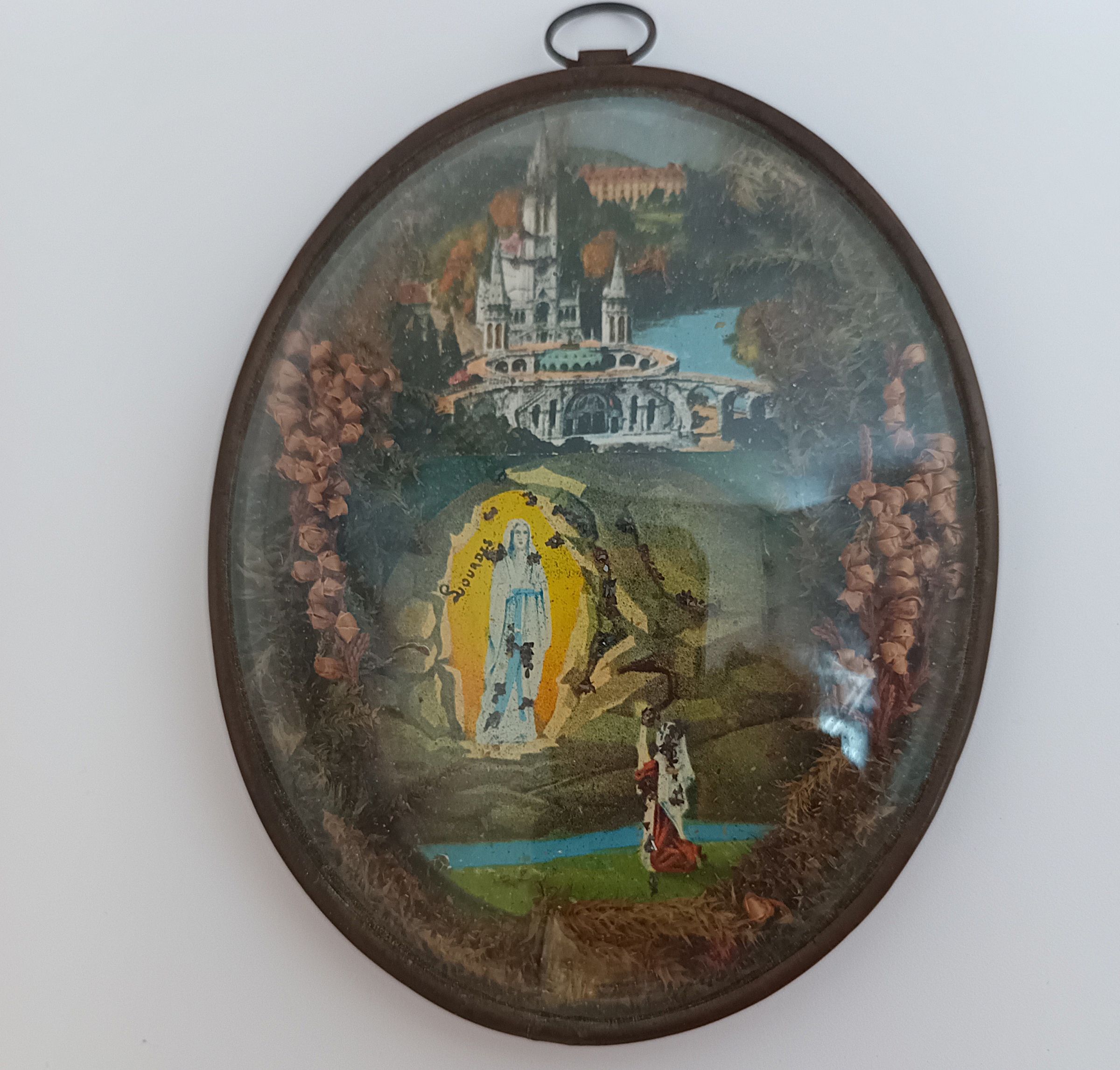 Ancien Petit Tableau Diorama Lourdes Verre Bombé Art Populaire Religieux XIXe Début XXe siècle