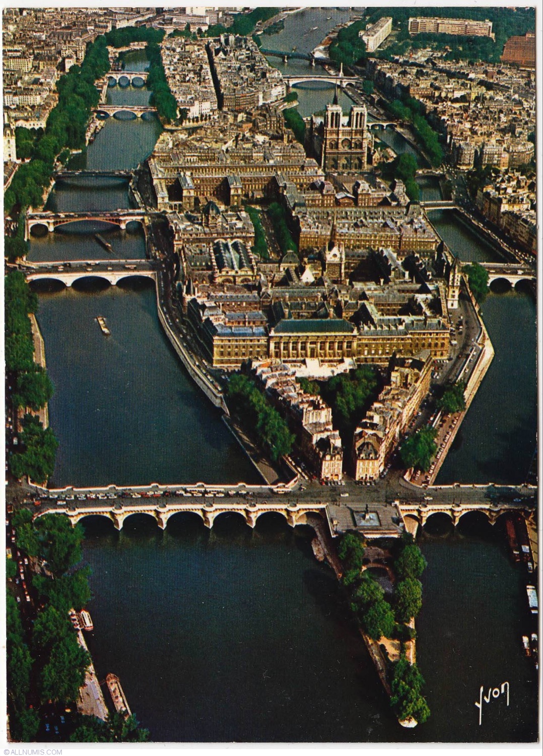 Visit of île de la Cité