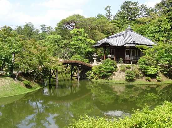 A JAPANESE GARDEN