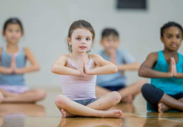 Yoga  Danse Enfant #91 … Mardi 17H15-18H15