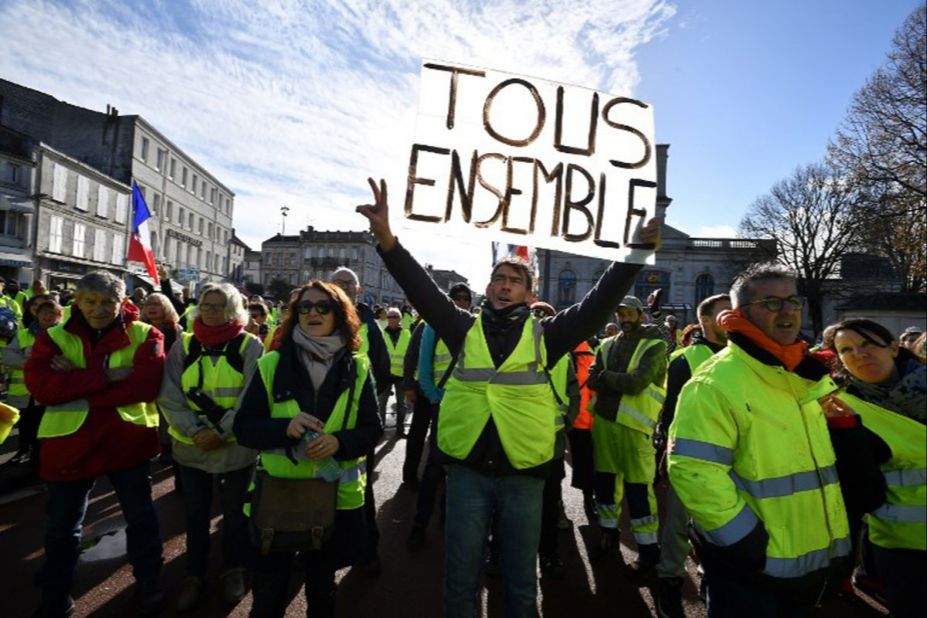 Soirée Du Grain à Moudre | Des ronds-points à l'appel du 10 septembre : paroles de Gilets jaunes