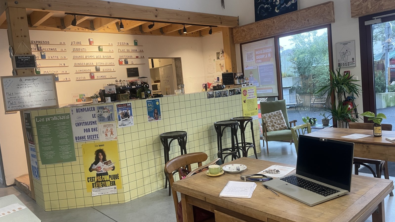 Tiers-lieu santé café solidaire France