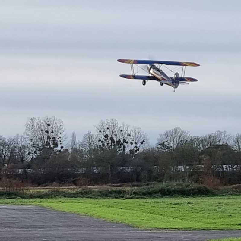 6Accueil - Carrousel - Avion 1