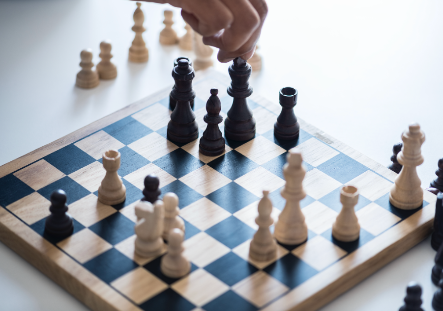 Cours d'Echecs (Débutants  et débutants avancés)