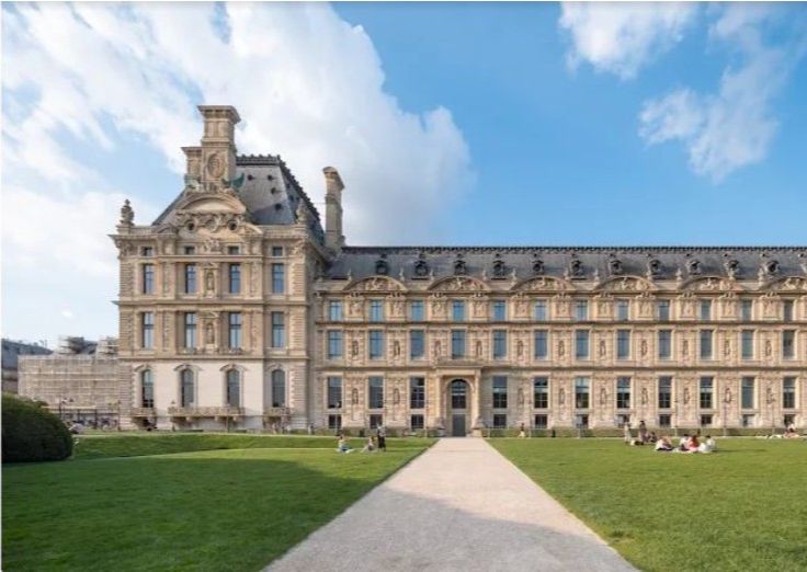 PARIS, ENTRE MEMOIRE ET CREATION