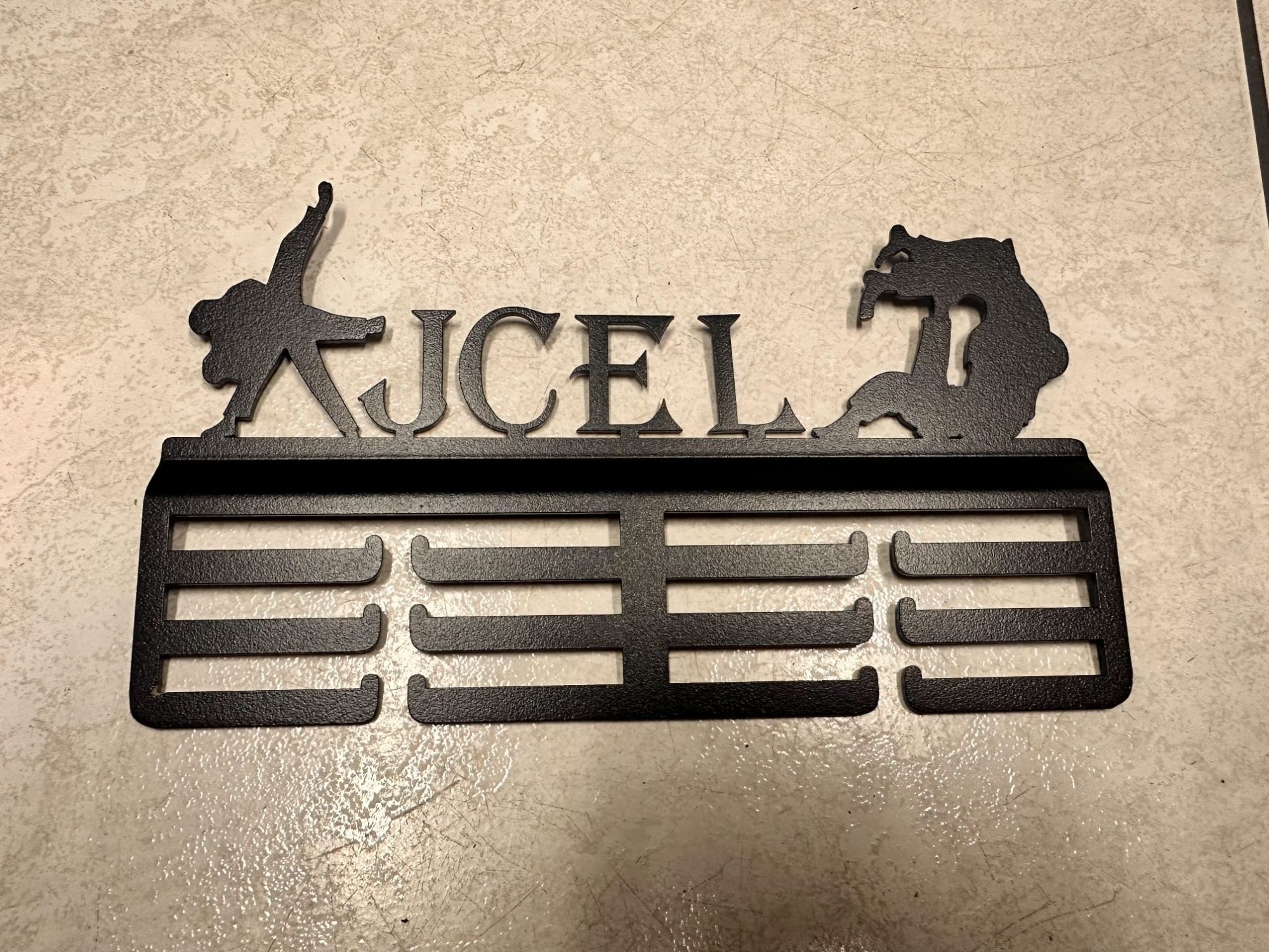 PRE VENTE PORTE MEDAILLES JUDO