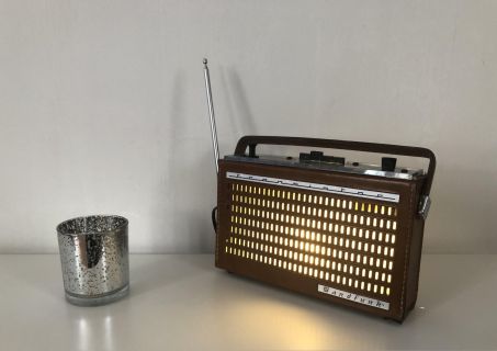 Lampe radio vintage par S’hub’Light