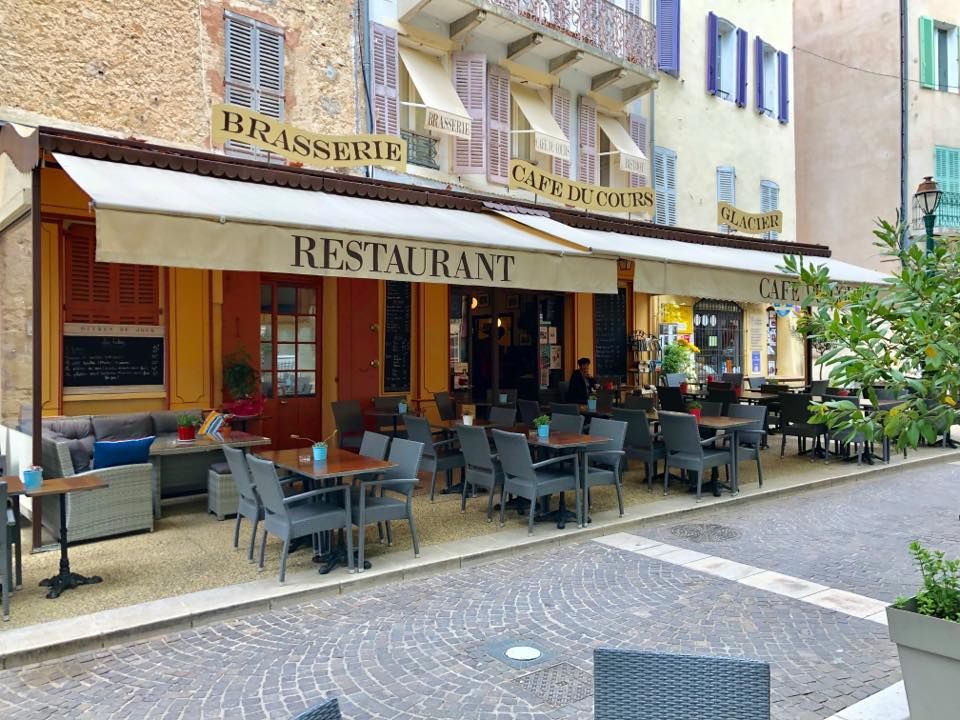 Cedric et Delphine, Brasserie du Cours