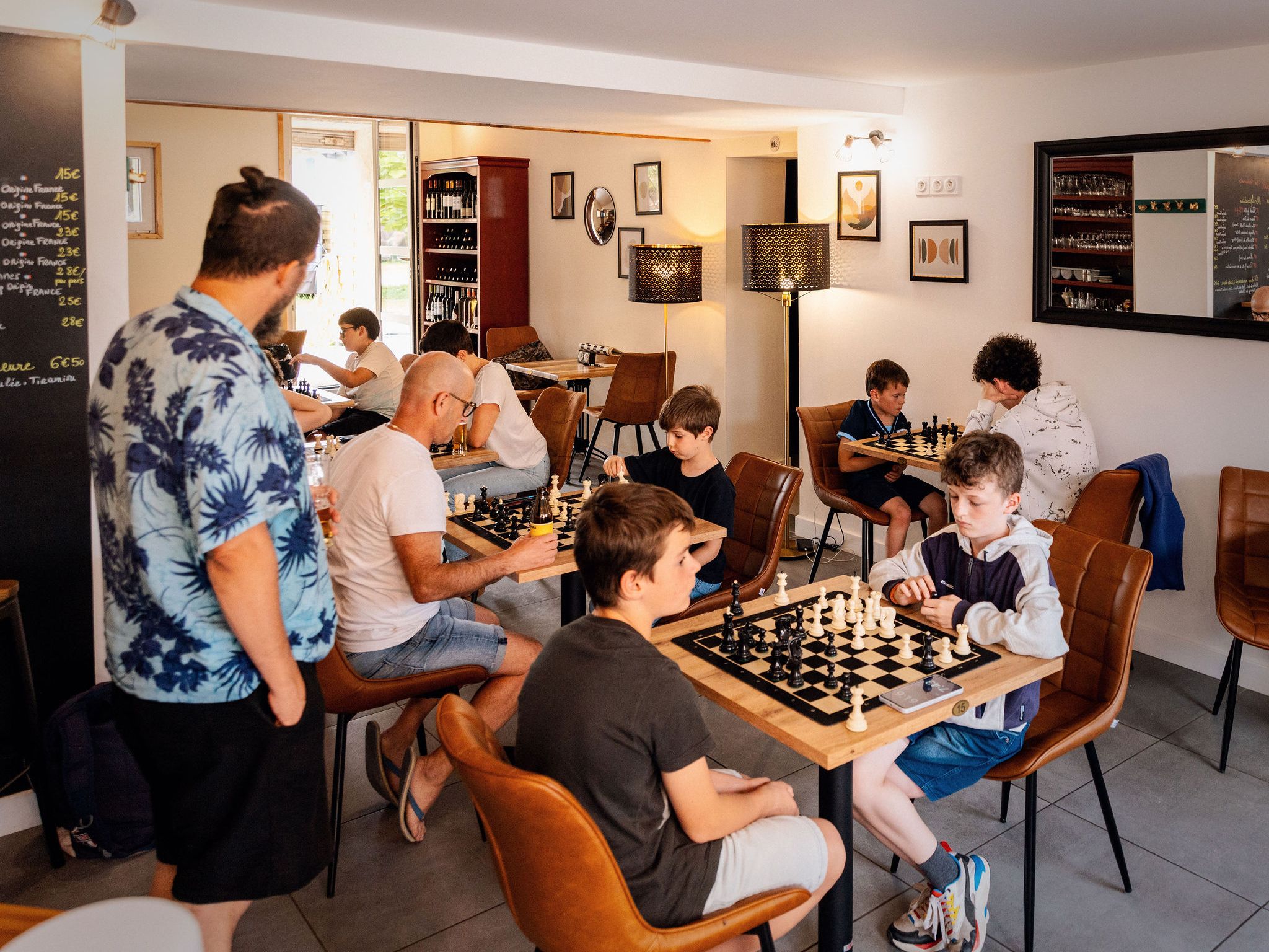 Chess Bar2