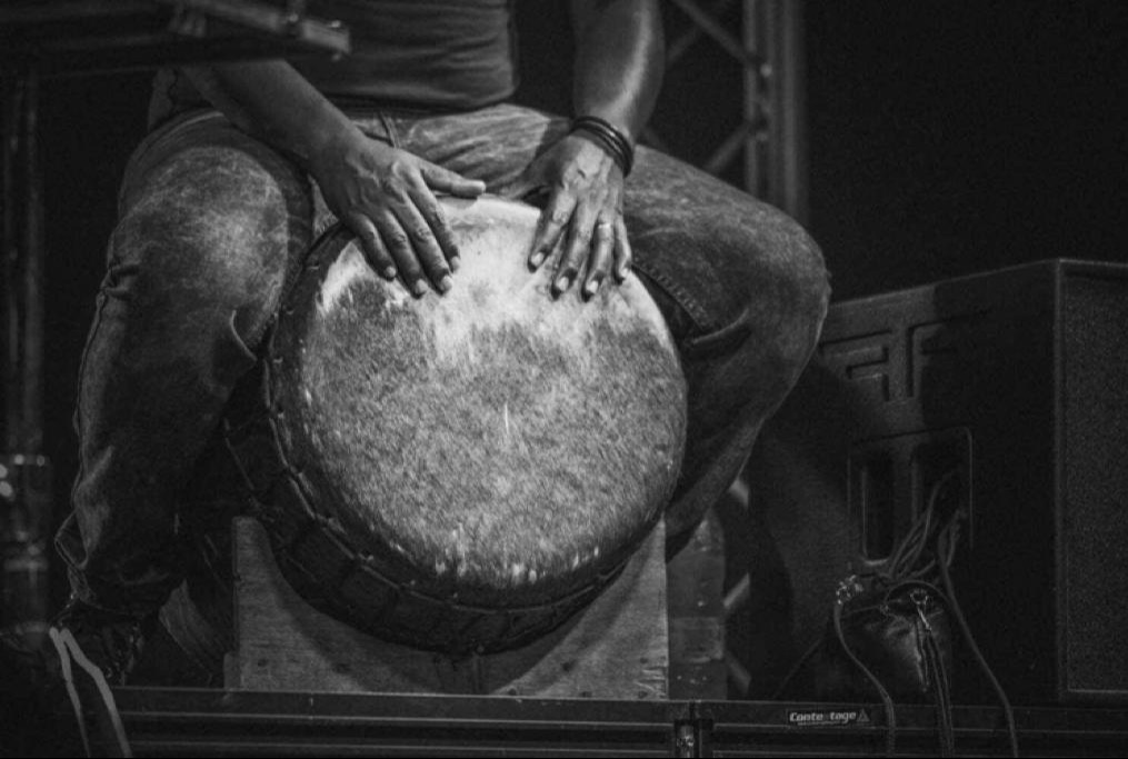 Stage(s) Maloya : chant, percussions