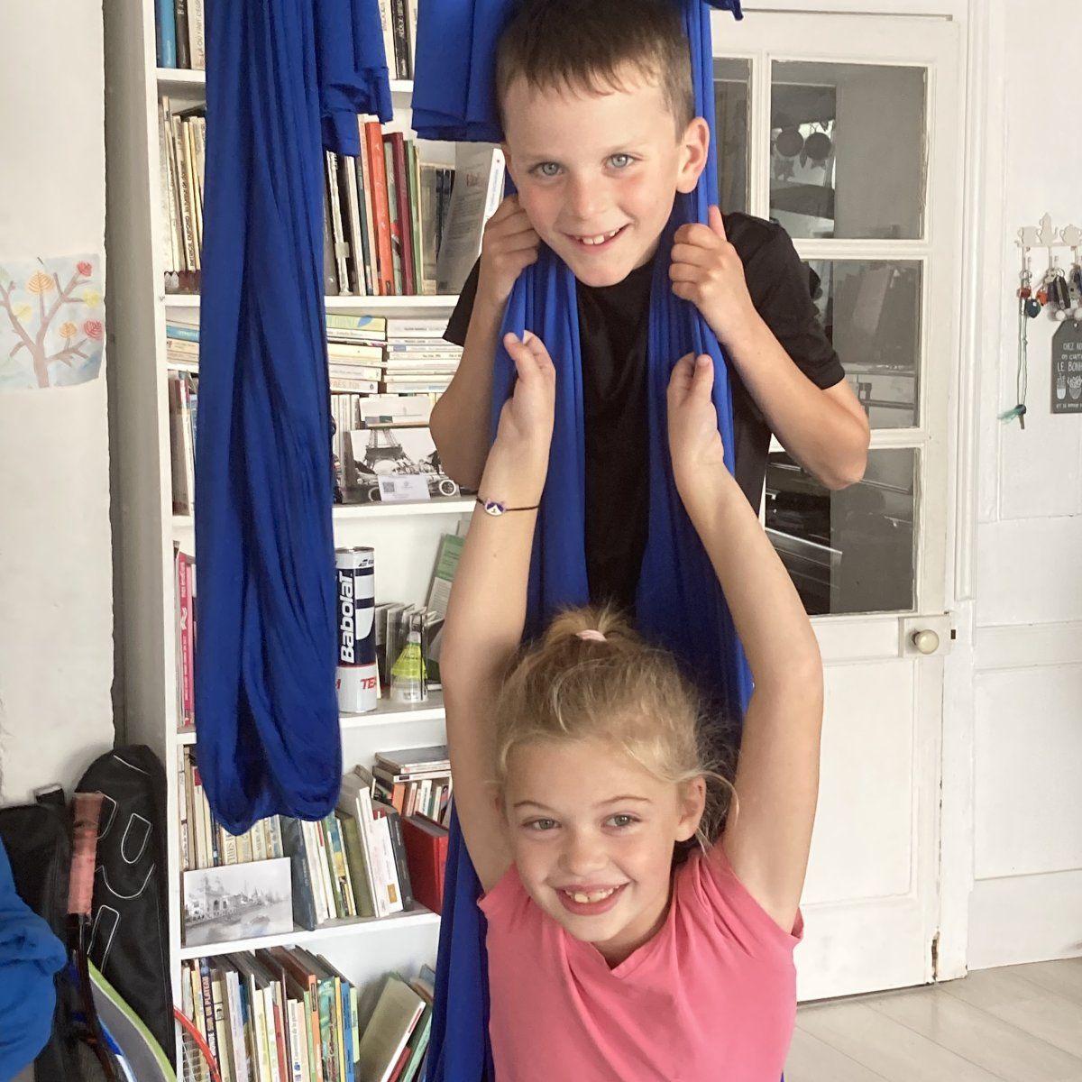 Fly yoga en duo parent-enfant 3 à 7 ans